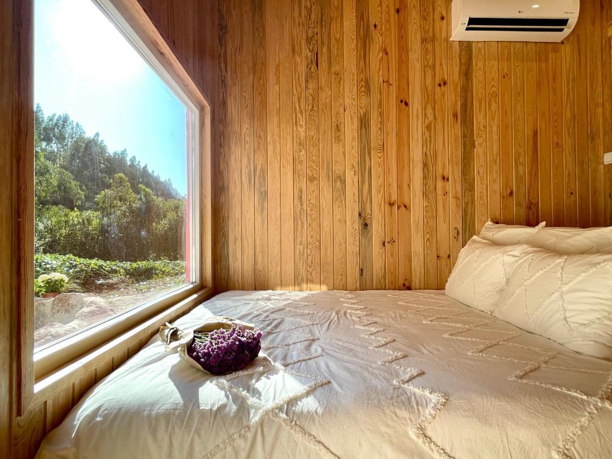 Nativo Natureza Pink Wood Cabin Cela  Eksteriør billede